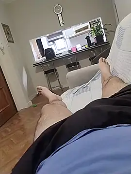 LeoMaduroSP online show from October 2025 04:24:02 AM