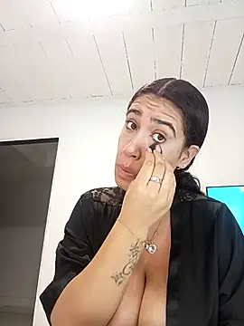 Snapshot of Samantha_hotly chatting on November 2025 09:20:01 AM Samantha hotly online show from November 2025 09:20:01 AM