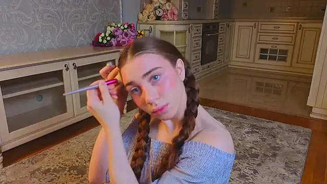 EadlinGillim online show from September 2025 03:17:02 AM