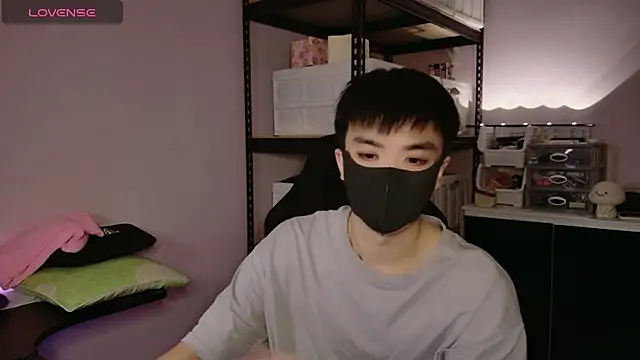 doggyman523 online show from November 2025 05:12:02 PM