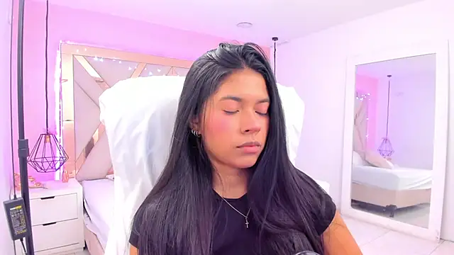 samantaa shy online show from March 2026 02:33:02 AM