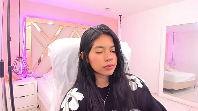 samantaa shy online show from April 2026 12:11:02 AM