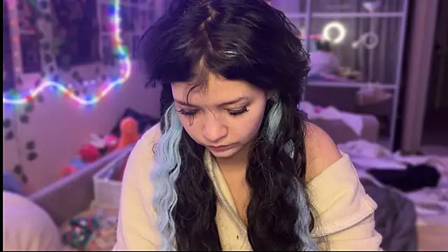 Snapshot of nikoli_naw chatting on October 2025 02:40:02 PM nikoli naw online show from October 2025 02:40:02 PM