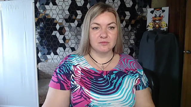NikaSkylink online show from April 2026 04:48:01 AM