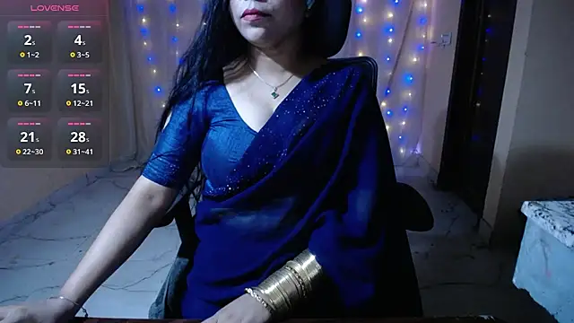 Divvya  online show from April 2026 06:00:01 PM