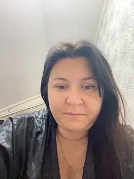 Liza Will online show from November 2025 09:57:02 PM