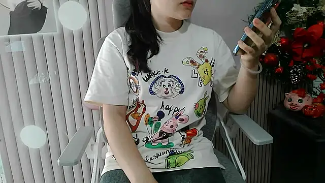 Emachiii online show from March 2026 07:56:01 AM