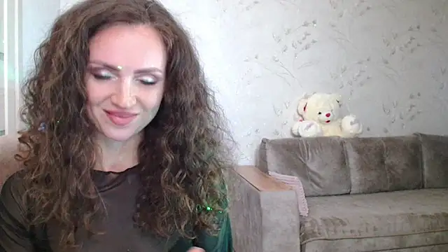 Amber Carrol online show from April 2026 05:21:01 PM