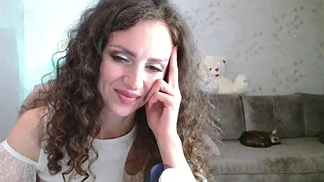 Amber Carrol online show from April 2026 08:57:02 PM