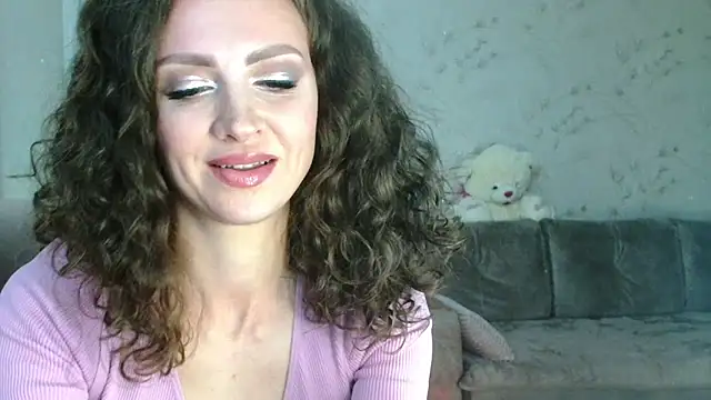 Amber Carrol online show from May 2026 05:44:01 PM