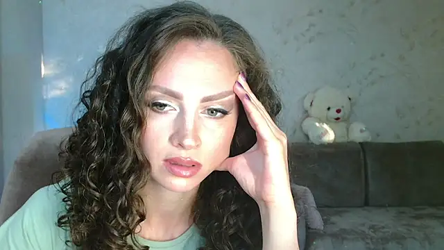 Amber Carrol online show from June 2026 03:36:01 PM
