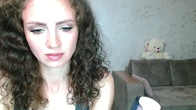 Amber Carrol online show from July 2026 03:47:01 PM