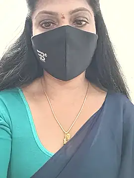 Snapshot of shivani27 chatting on January 2026 03:14:01 PM shivani27 online show from January 2026 03:14:01 PM