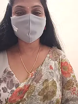 Snapshot of shivani27 chatting on January 2026 09:11:02 AM shivani27 online show from January 2026 09:11:02 AM