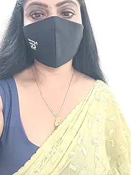 Snapshot of shivani27 chatting on February 2026 06:35:01 PM shivani27 online show from February 2026 06:35:01 PM