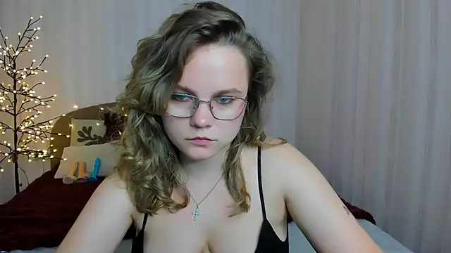 Snapshot of milalapka chatting on November 2025 02:25:02 AM milalapka online show from November 2025 02:25:02 AM