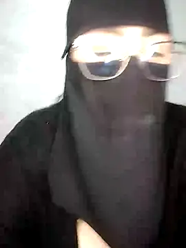 Snapshot of Arabic-loka chatting on November 2025 07:19:02 PM Arabic-loka online show from November 2025 07:19:02 PM