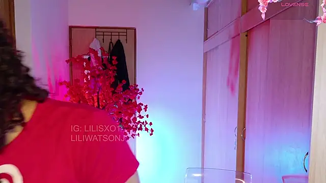 lilijwatson online show from April 2026 02:44:01 AM