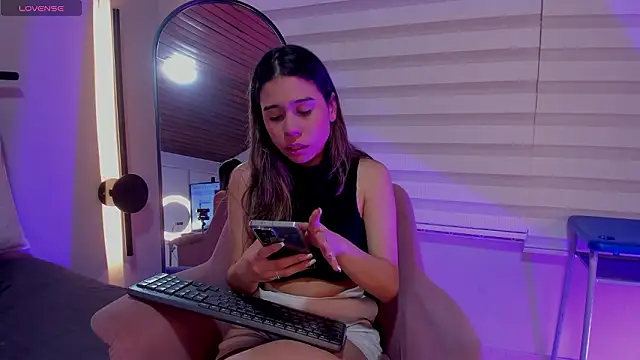 Rachell criss online show from March 2026 04:07:02 AM