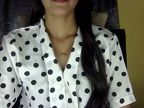 zara Khan0 online show from October 2025 02:16:01 PM