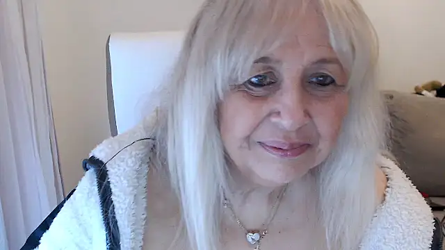 Snapshot of SusiLifeXXX chatting on January 2026 08:56:01 PM SusiLifeXXX online show from January 2026 08:56:01 PM