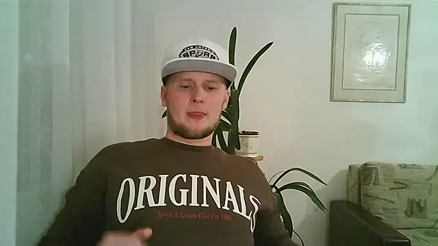 Dartanjanas13 online show from November 2025 09:18:01 PM