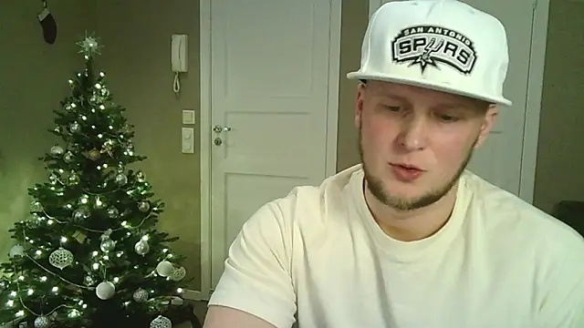 Dartanjanas13 online show from December 2025 05:08:02 PM