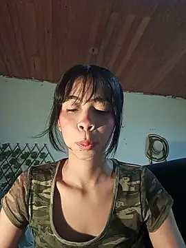 dolliette24 online show from June 2026 04:33:01 PM