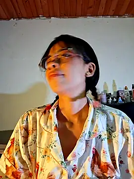 dolliette24 online show from July 2026 05:32:01 AM