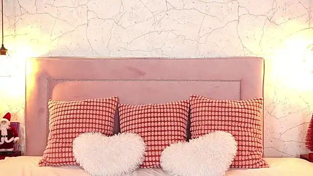 ChannelAngeless online show from December 2025 02:01:02 PM