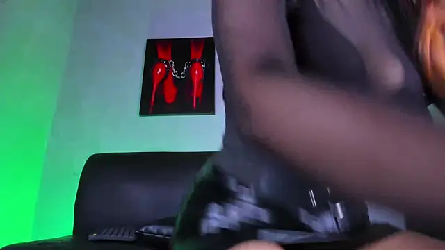 Snapshot of isabellestone chatting on September 2025 08:44:02 PM isabellestone online show from September 2025 08:44:02 PM