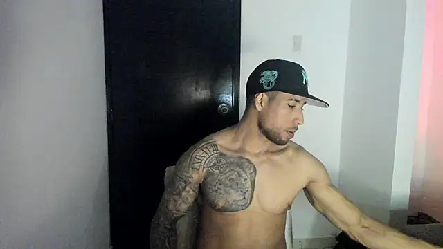 ThiagoLugo online show from April 2026 04:38:02 AM