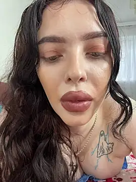 Hannah xBaby online show from November 2025 09:53:01 AM