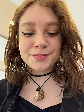 Snapshot of lucy-joy chatting on June 2026 10:19:02 AM lucy-joy online show from June 2026 10:19:02 AM