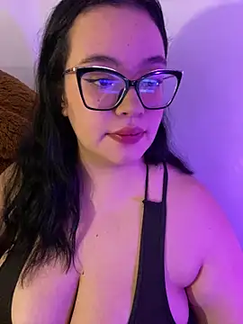 Snapshot of Emily_Taylor2 chatting on September 2025 03:38:02 AM Emily Taylor2 online show from September 2025 03:38:02 AM