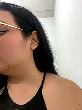 Snapshot of Emily_Taylor2 chatting on September 2025 05:02:02 AM Emily Taylor2 online show from September 2025 05:02:02 AM