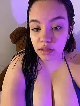 Snapshot of Emily_Taylor2 chatting on October 2025 02:01:02 AM Emily Taylor2 online show from October 2025 02:01:02 AM