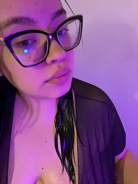 Snapshot of Emily_Taylor2 chatting on October 2025 01:52:02 AM Emily Taylor2 online show from October 2025 01:52:02 AM