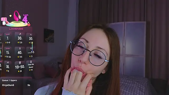 AvrilLeMell online show from October 2025 09:04:02 PM