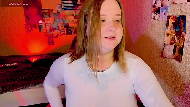 NaomiRey1 online show from April 2026 06:00:01 PM