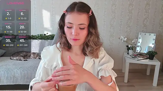 ArleneThomas online show from September 2025 01:02:01 PM