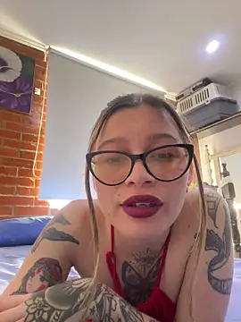 KoraSweett online show from February 2026 08:25:02 PM