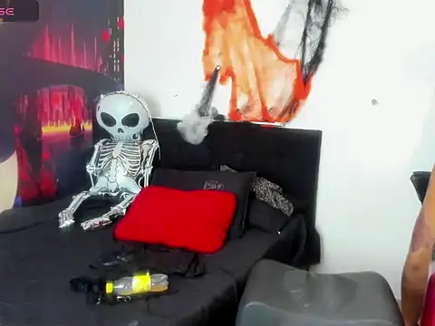 MANELYK S7 online show from October 2025 12:13:01 AM