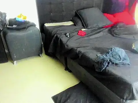 MANELYK S7 online show from October 2025 11:42:01 AM