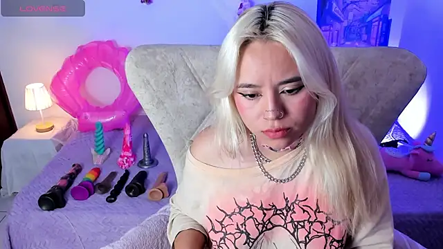 Nataliahenao69 online show from June 2026 02:42:01 AM
