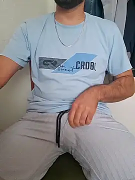 Snapshot of esmerkralkobra chatting on October 2025 01:14:01 PM esmerkralkobra online show from October 2025 01:14:01 PM