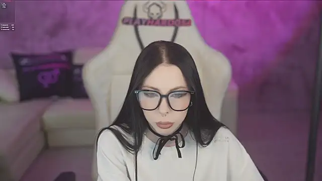 Snapshot of VivianSweet_ chatting on February 2026 11:33:01 AM VivianSweet online show from February 2026 11:33:01 AM