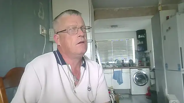 hefin18 online show from September 2025 11:43:01 AM