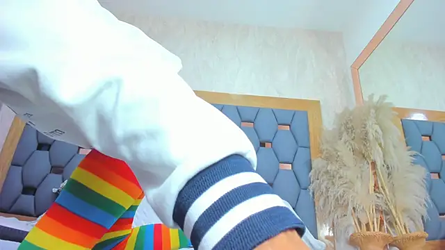 crystal sm online show from March 2026 03:14:02 AM