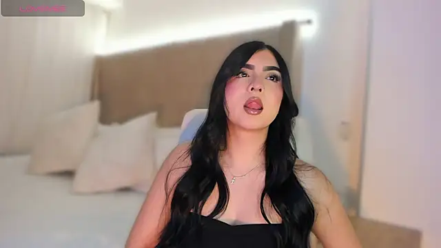Snapshot of Sweety_Nicole_ chatting on June 2026 04:44:02 AM Sweety Nicole online show from June 2026 04:44:02 AM